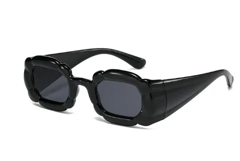 "Slick Obsession" Women's Plastic Square Sunglasses